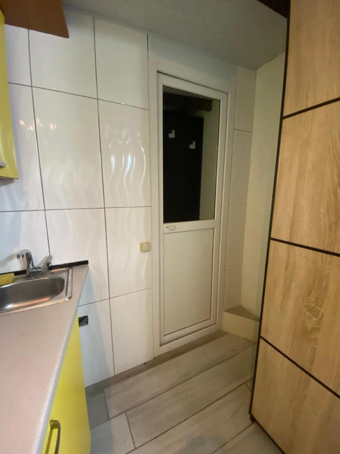House&House 84 Apartamento Petropavlovskaya Borshchagovka Exterior foto